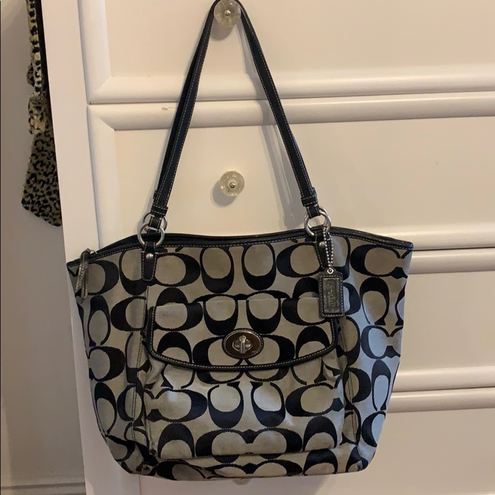 Authentic Coach signature tote. Some wear